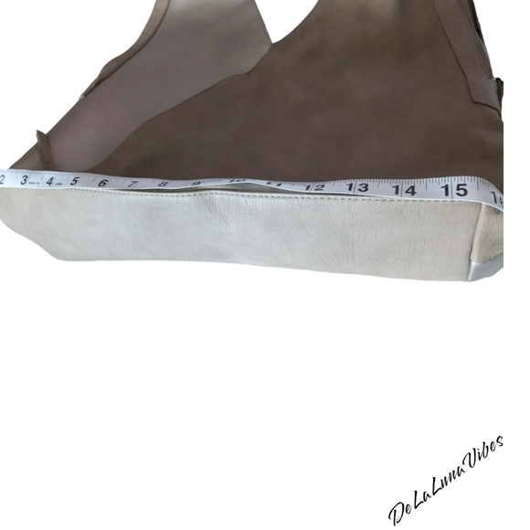 Stella & Dot Crisscross HoBo Handbag. NWOT. Soft Grey & Deep Grey. - Picture 8 of 9